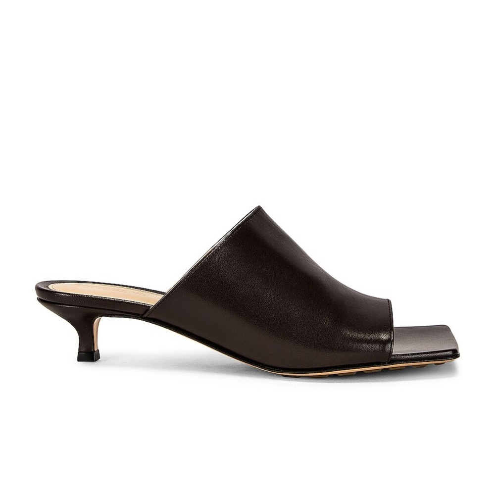 BNIB 39 Mule Sandal Bottega Veneta